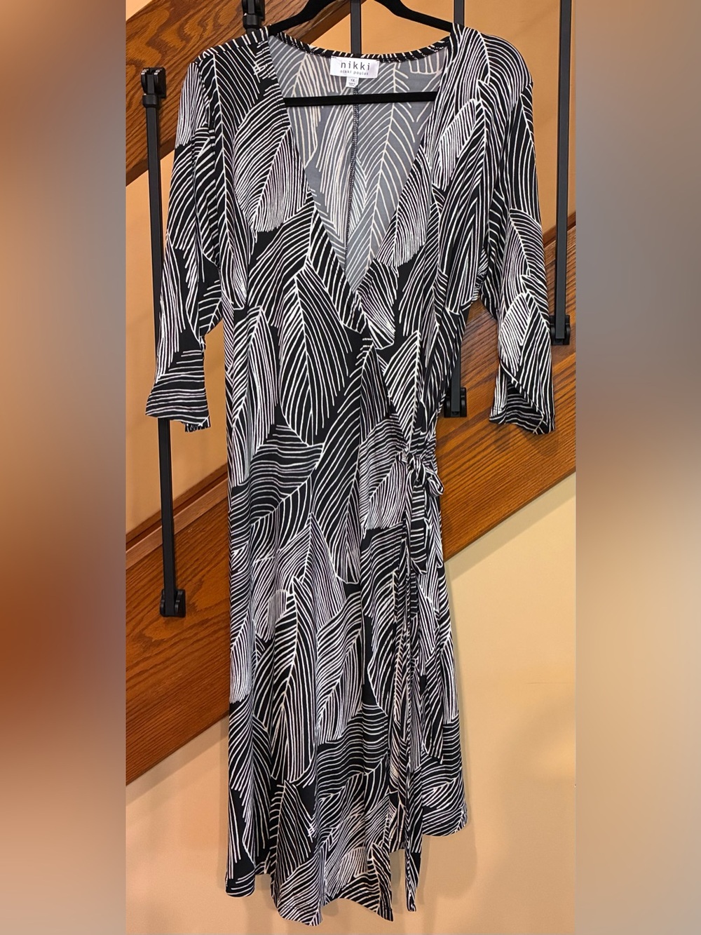 Nikki Poulos Wrap Midi Dress Cream Black Silver SZ.1X NWOT